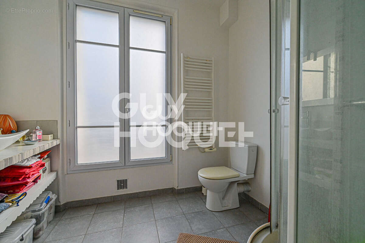 Appartement à PARIS-12E