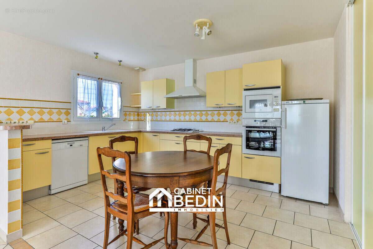 Maison 126 m² à Gujan-Mestras  - photo 9