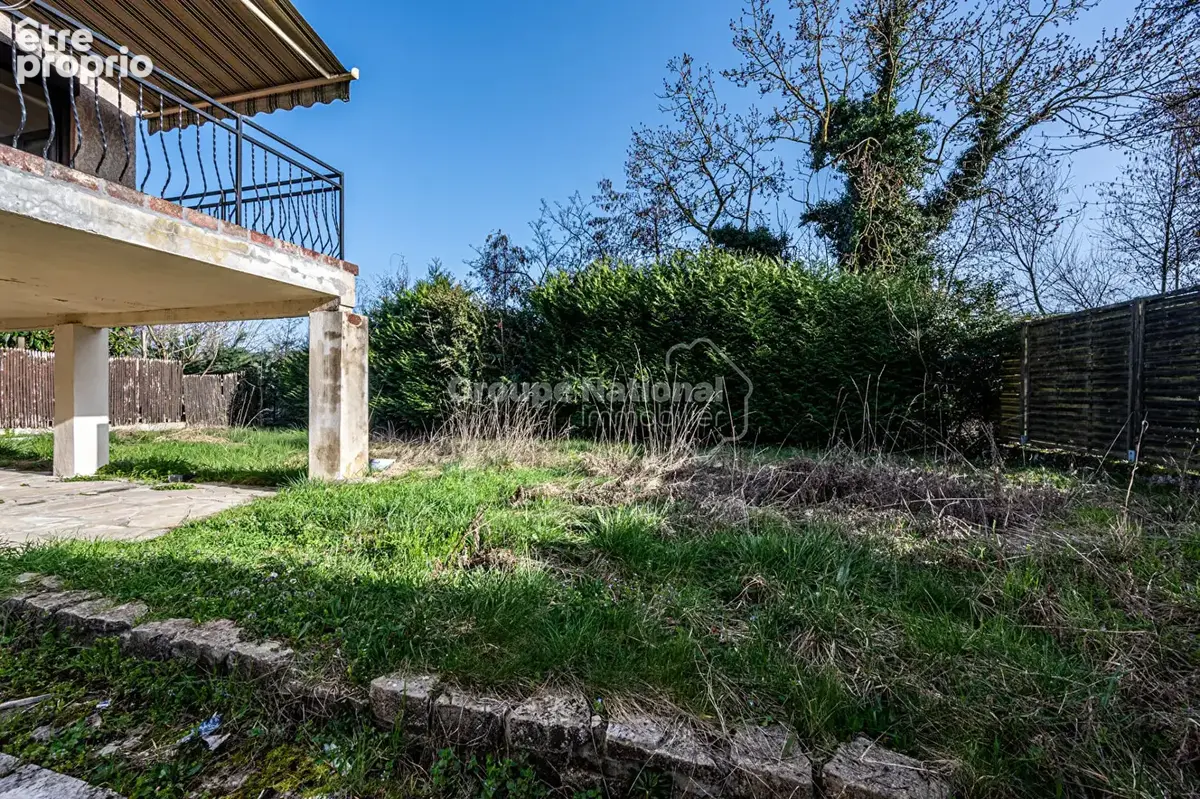 Maison de 91 m² aménagée en deux appartements  et une dépendance de 30m² aménagée en F2 - photo 12