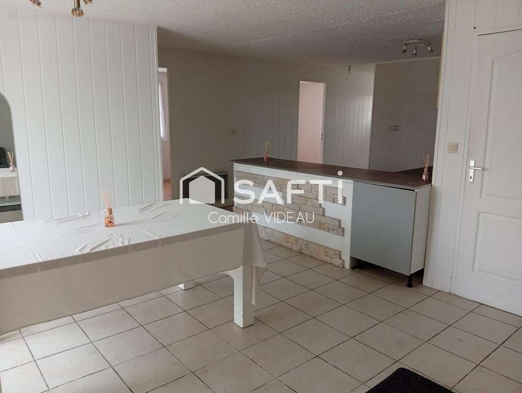 Photo 5 - Maison à MONTLIEU-LA-GARDE