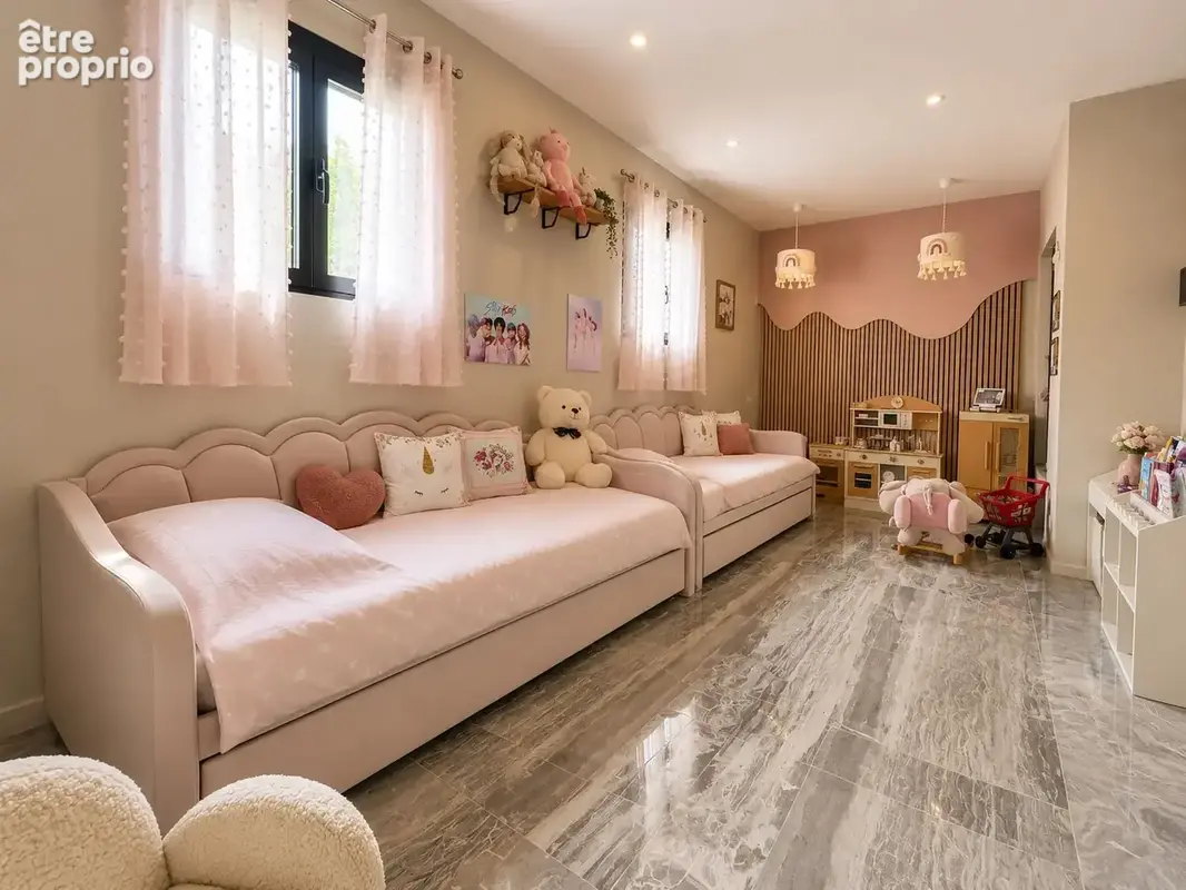 Menton, villa jumelée à vendre - photo 17