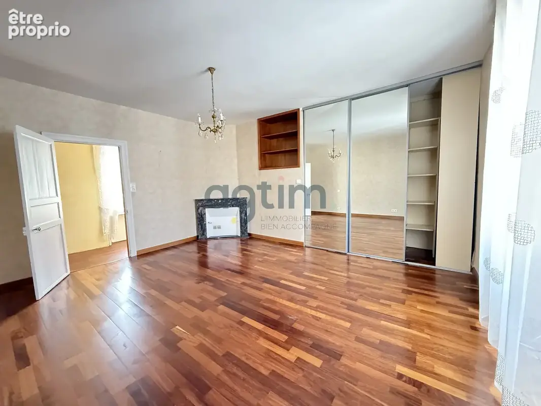 Maison de bourg, 5 chambres, garage, jardin, grande cour, terrain 315m2 - photo 10