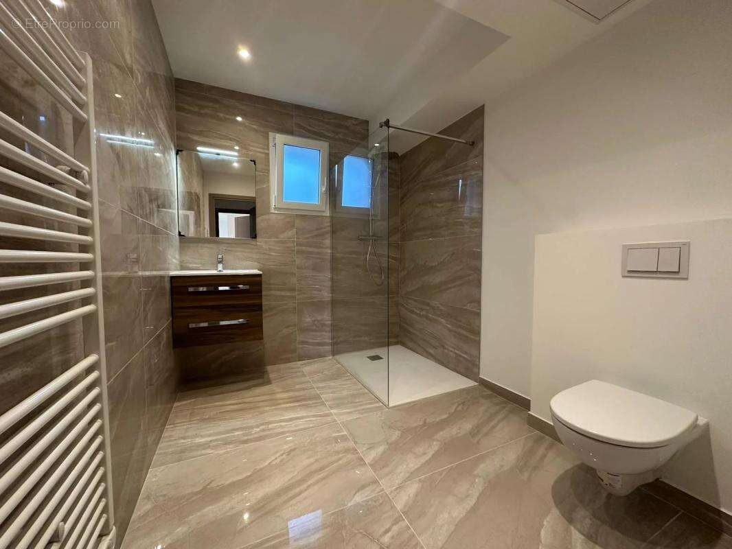 Appartement à GRESY-SUR-AIX