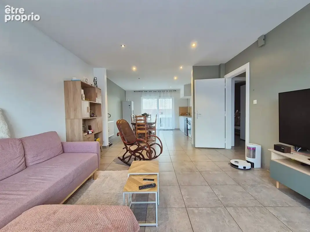 Appartement à AMNEVILLE