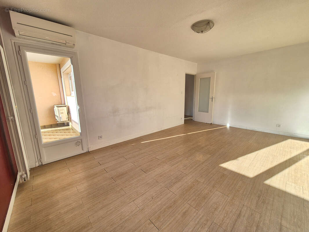 Appartement à HYERES