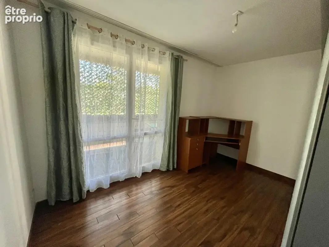 Appartement Type 3 avec balcons et cave, quartier Fontbarlettes, 26000 VALENCE - photo 10