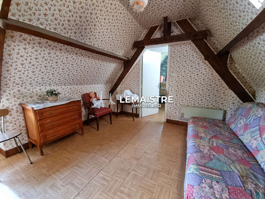 Maison à SAINT-PIERRE-DU-VAL