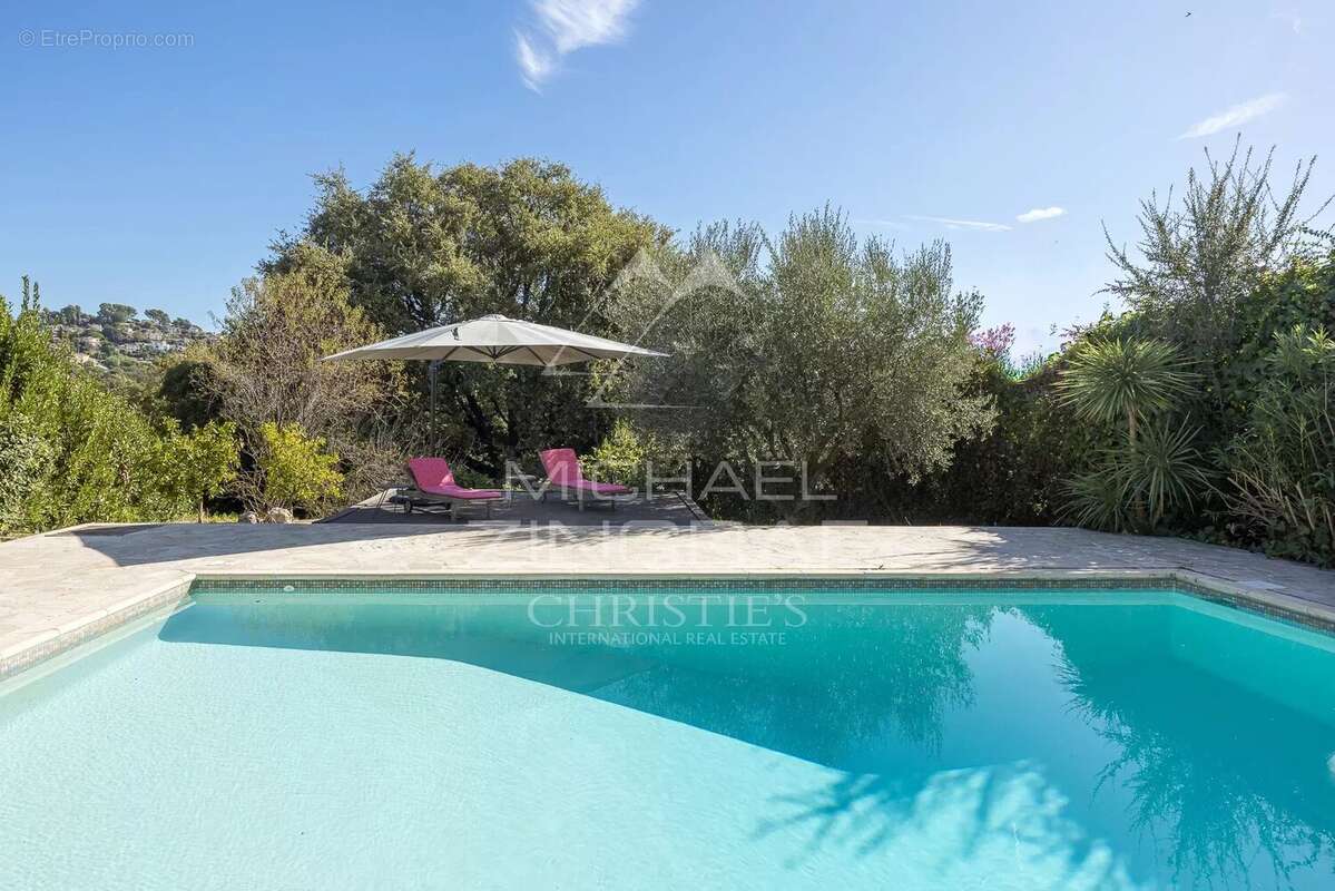 Maison à CAGNES-SUR-MER