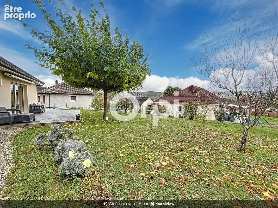 Maison À Vendre sur les hauteurs de Larche ! - photo 4