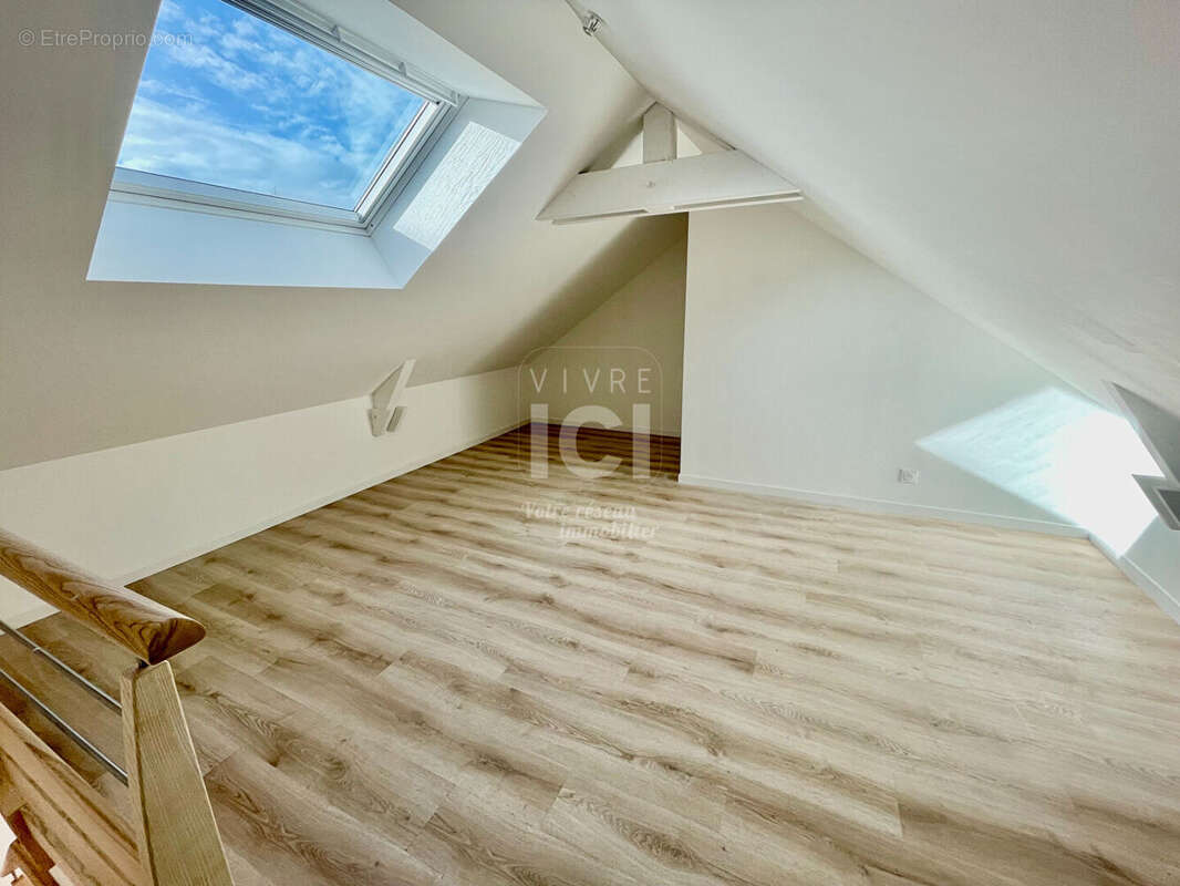 Appartement à TREILLIERES