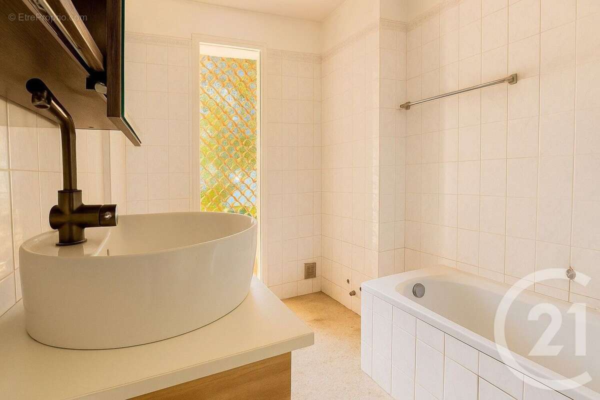 Appartement à MENTON