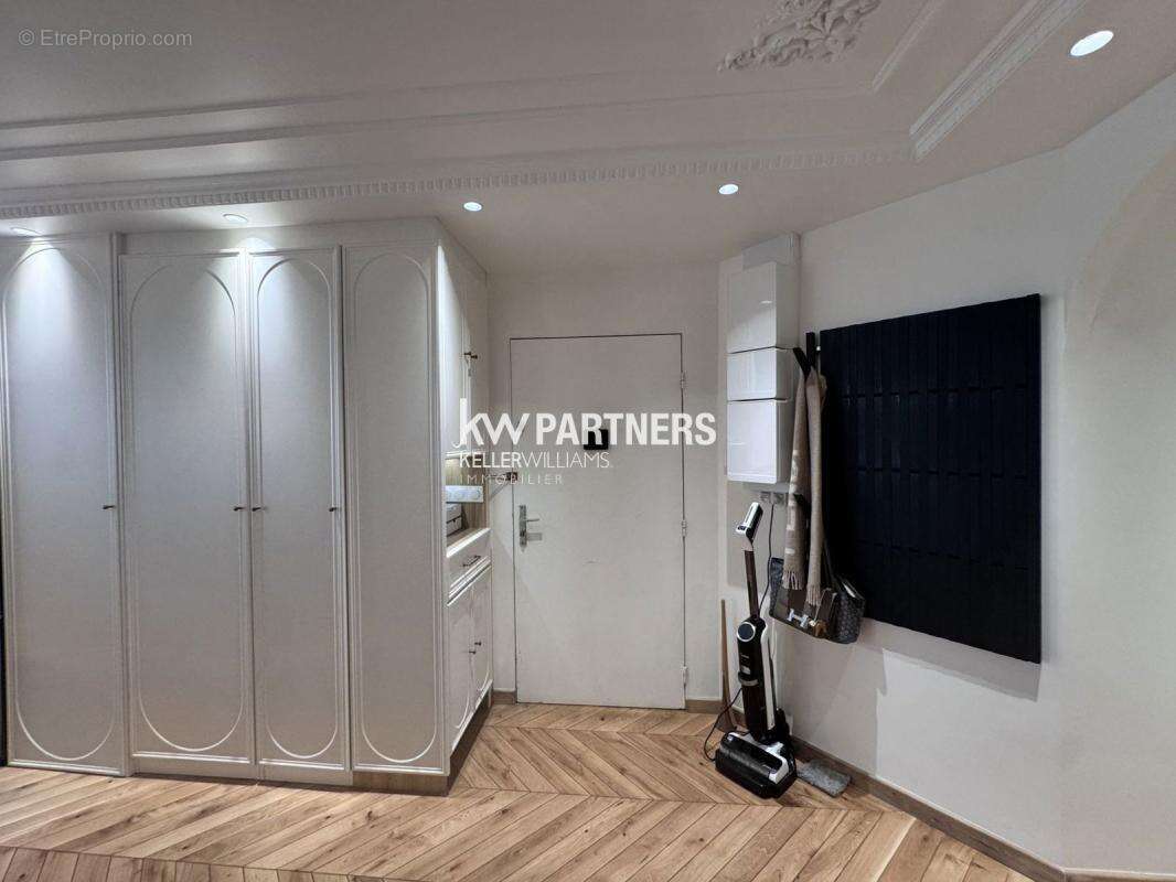 Appartement T4 (87 m²) en vente à Paris - photo 17