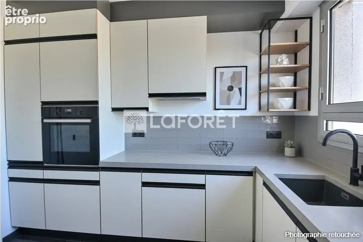 Appartement Courbevoie 3 pièce(s) 701,1m2 - photo 8