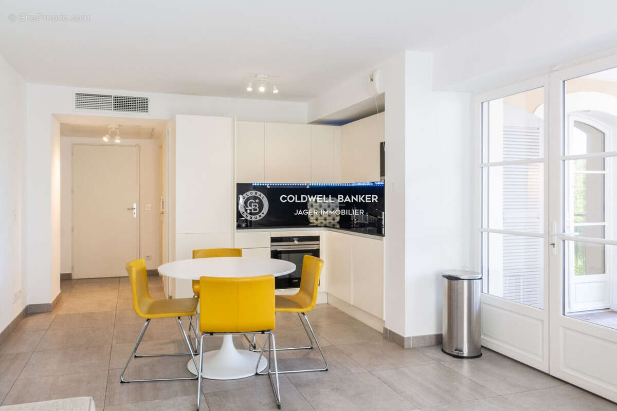 Appartement à SAINT-TROPEZ