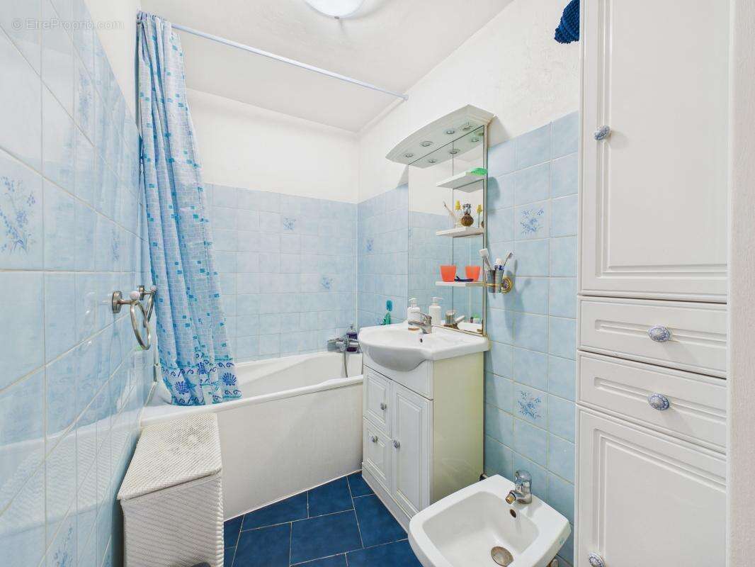 Appartement à MARSEILLE-13E
