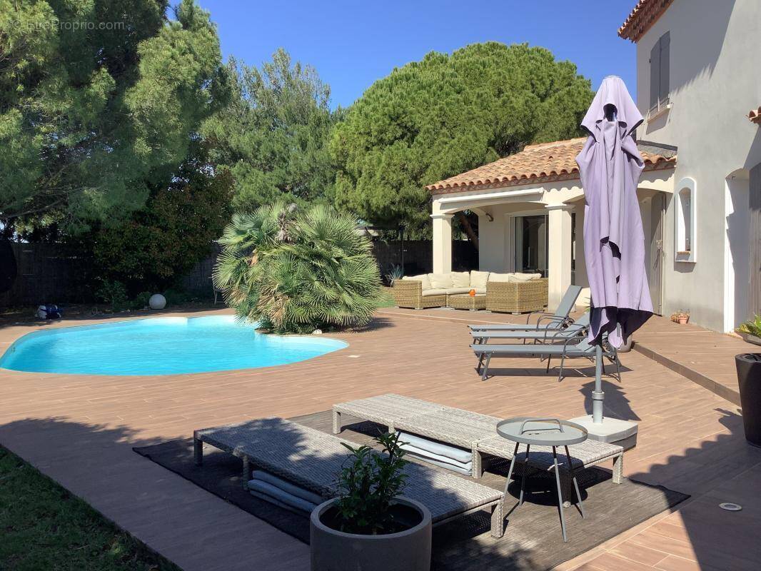 Maison à MEZE