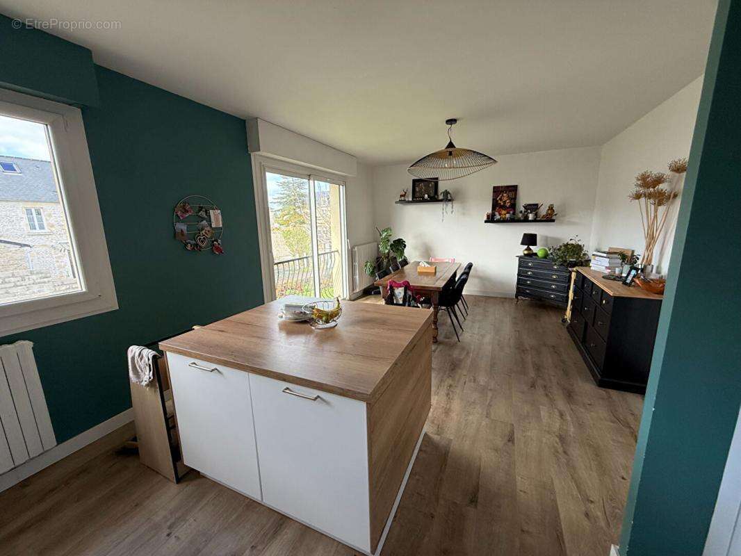 Maison à COURSEULLES-SUR-MER