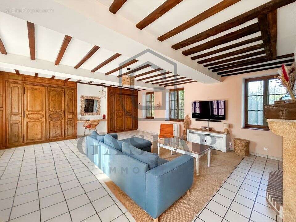 Maison à VITRAI-SOUS-LAIGLE