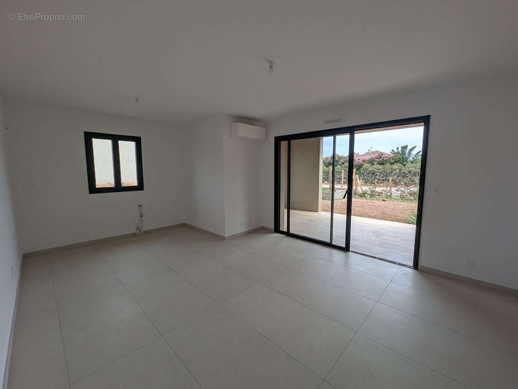 Appartement T2 RDJ Folelli - photo 2