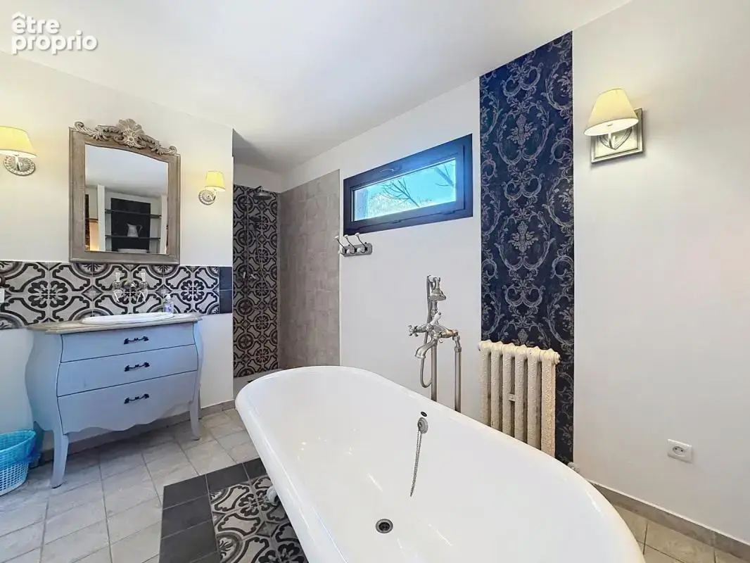 Althen-des-Paluds-villa197m²-terrain 2000m²- studios-piscine - photo 13
