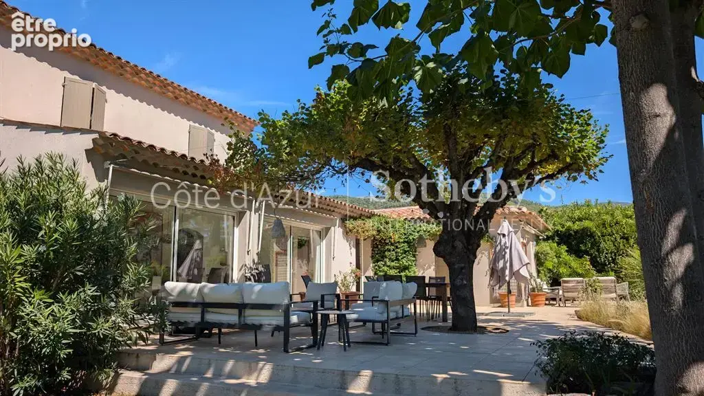 Peymeinade, villa avec vue dégagée sur Cabris, 7 suites, piscine et équipements loisirs - photo 10