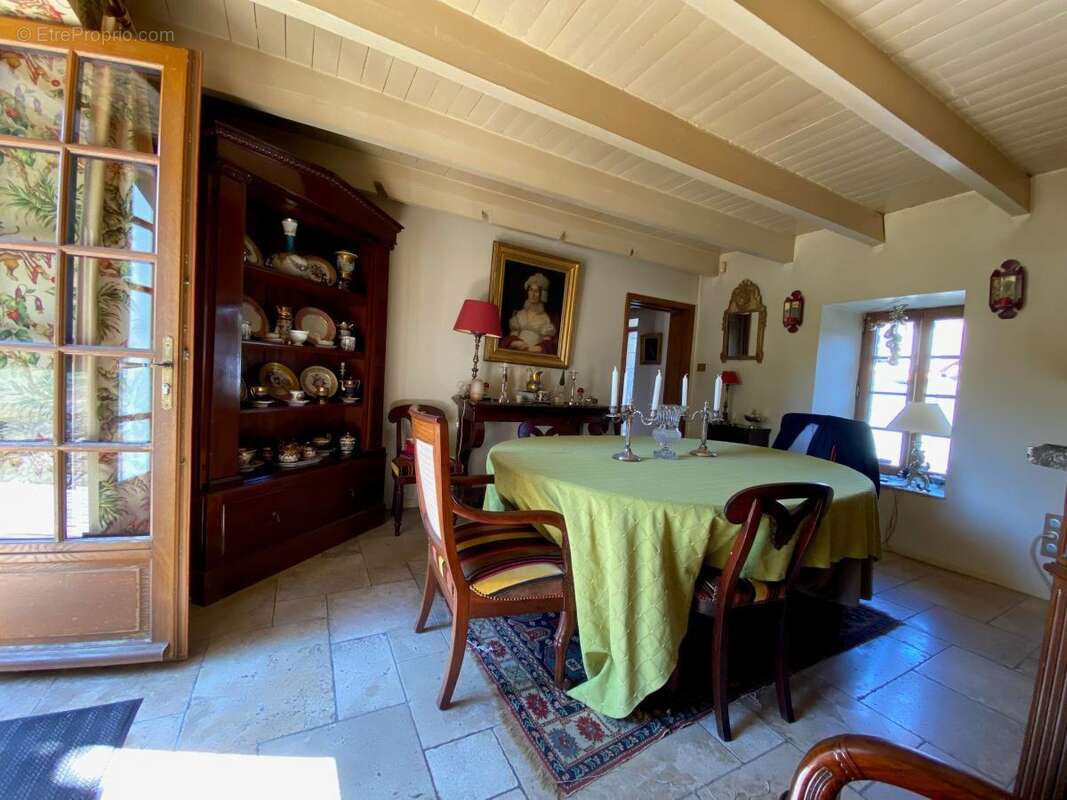 Maison 192 m² à Saint-Crespin-Sur-Moine  - photo 6