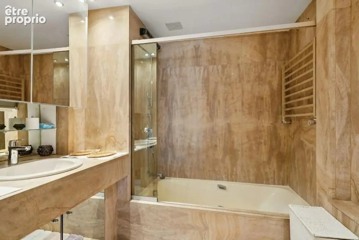 Appartement 3 pièces 65 m² à vendre à Paris-8e (75008) - photo 5