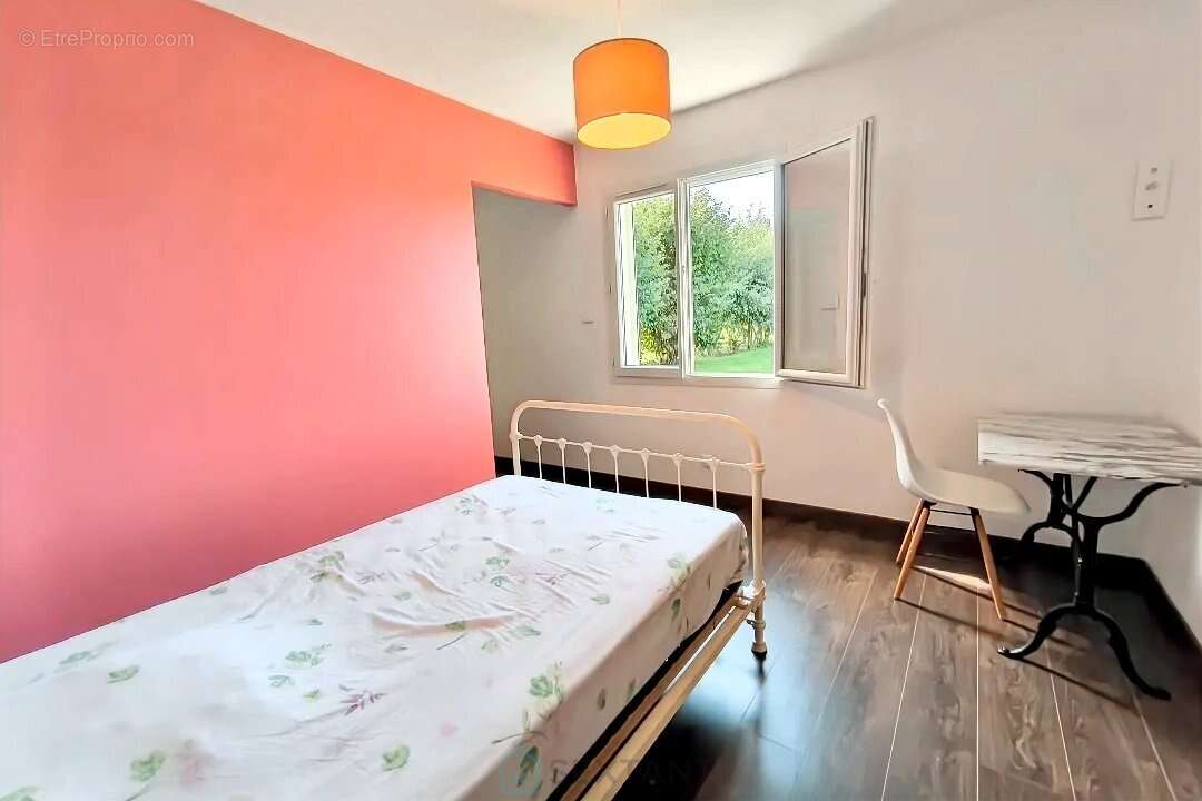 A  l'est de bergerac, maison de 2021 avec double garage et grand jardin - photo 8