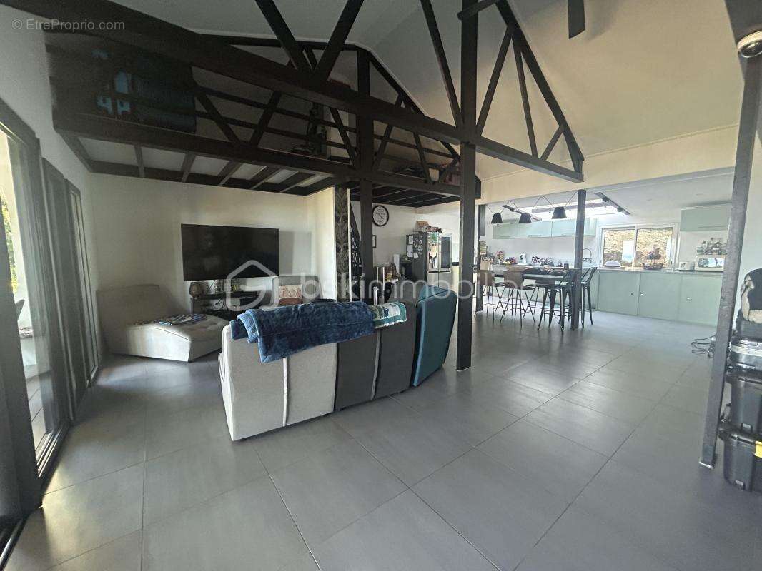 Maison à SAINT-DENIS