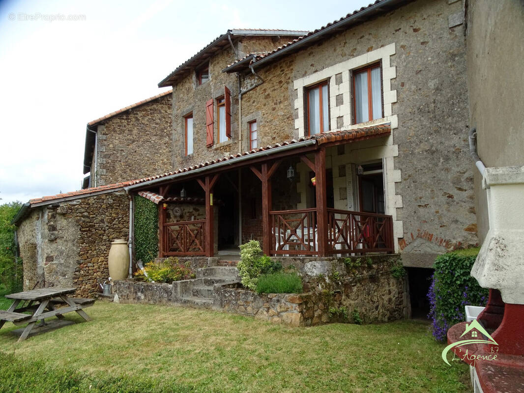 Maison à SAINT-CHRISTOPHE