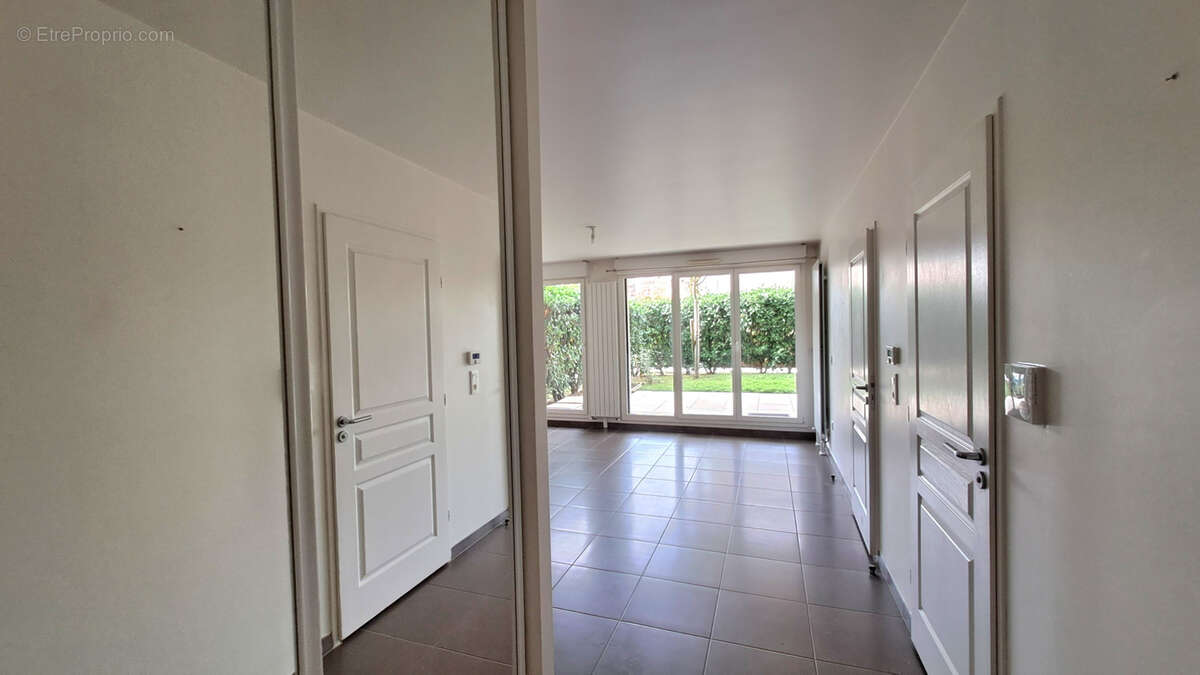 Appartement à LE PERREUX-SUR-MARNE