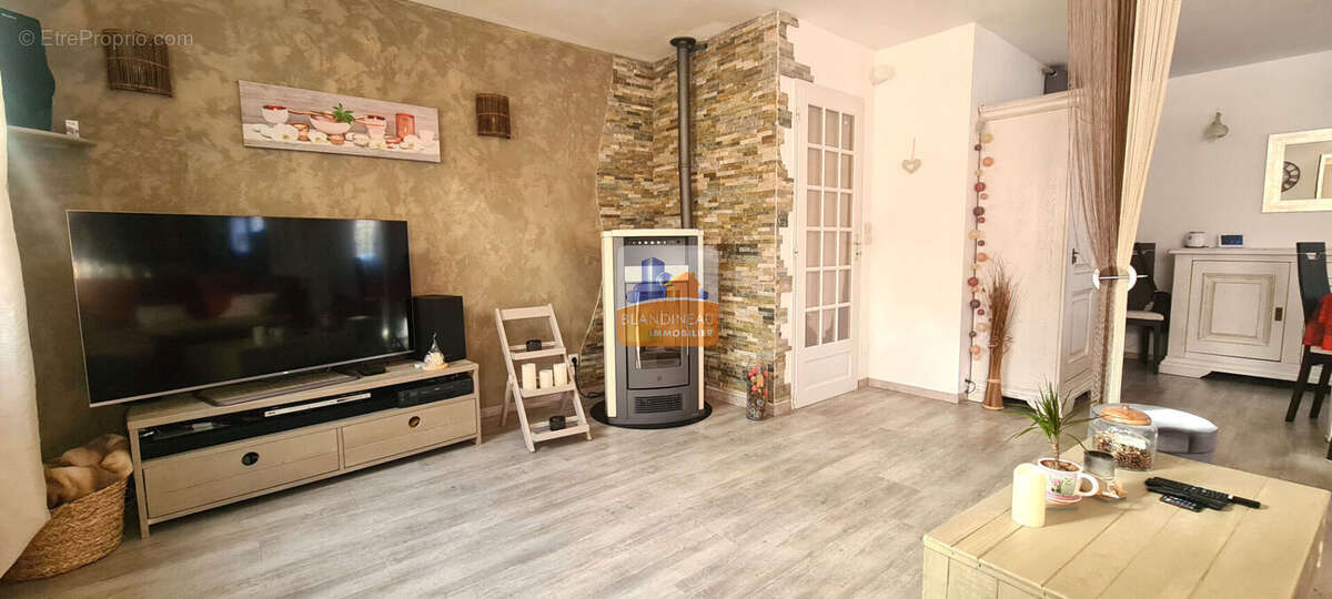 Maison à LA MONTAGNE