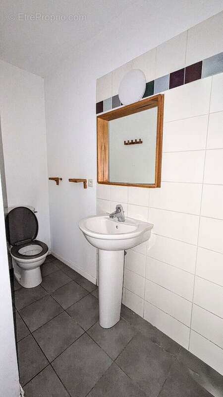 Appartement Saint Denis 4 pièce(s) 58.85 m2 - photo 7