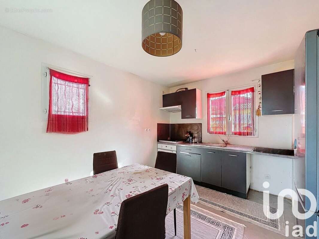 Photo 3 - Appartement à ORAISON