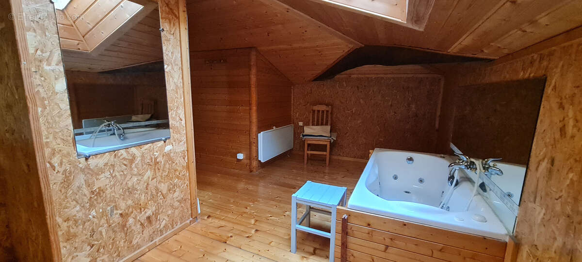 Maison à GRATELOUP-SAINT-GAYRAND