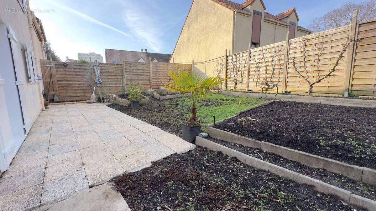 Maison à NEUILLY-PLAISANCE