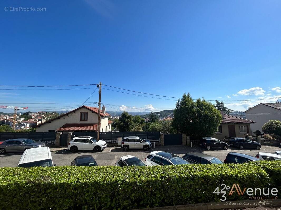 Appartement à SAINT-ETIENNE