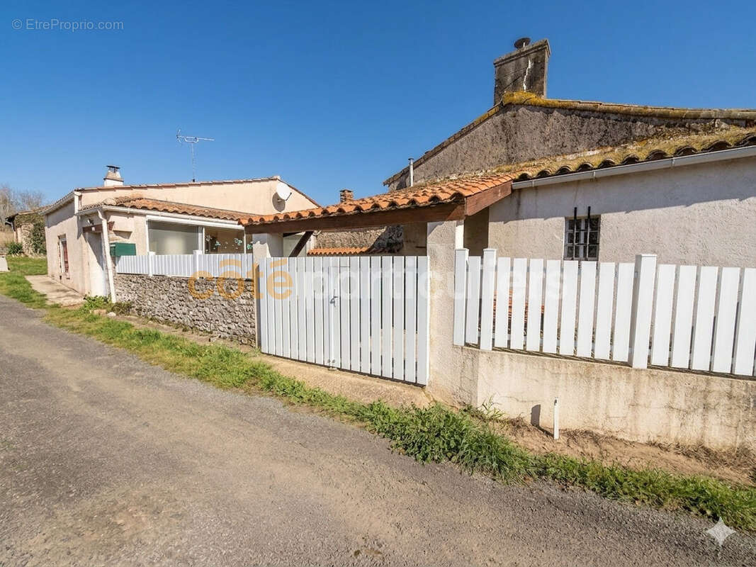 Maison à LE CHAMP-SAINT-PERE