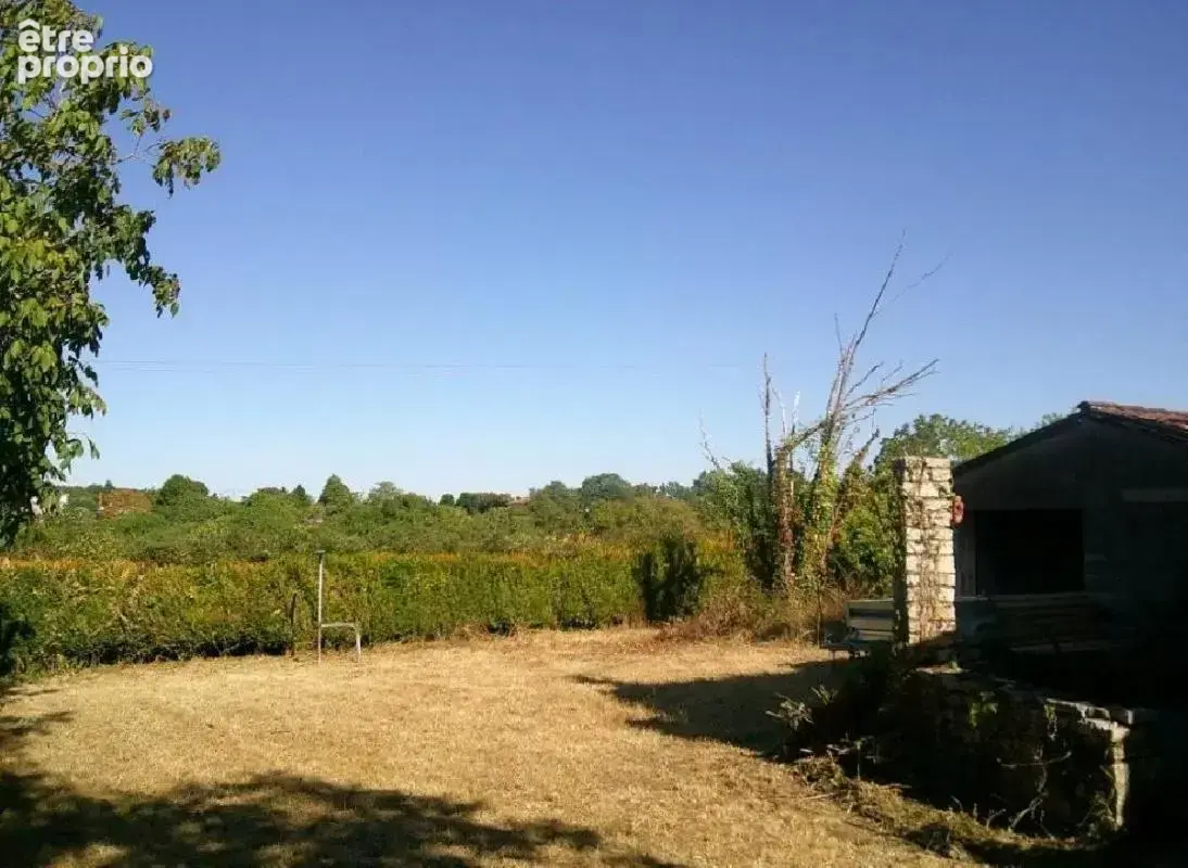 Maison 116 m² à Villefagnan  - photo 4