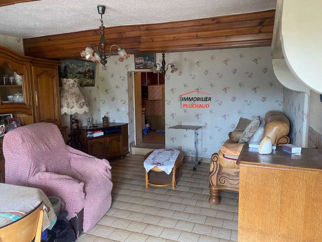Maison à OYE