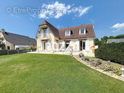 Maison à SAINT-PAIR-SUR-MER