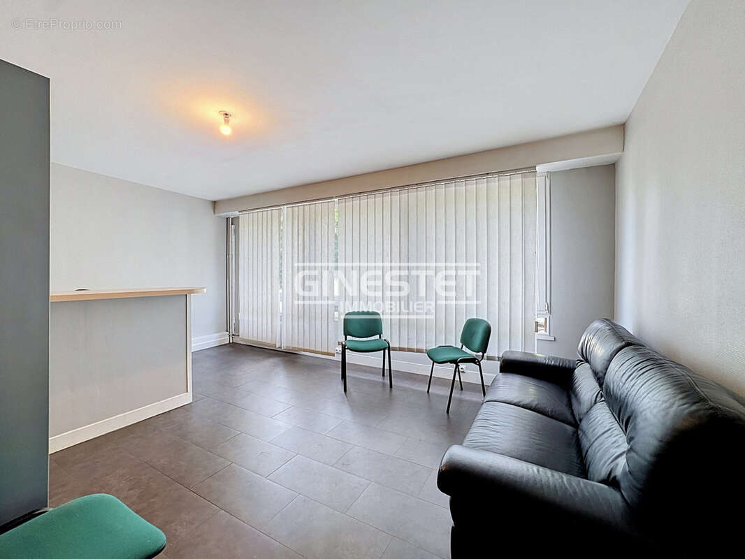 Troyes - centre ville - local professionnel - photo 4