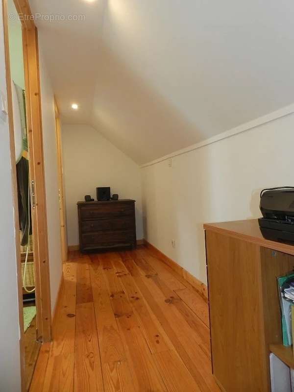 Maison à SAINT-PIERRE-SUR-DIVES