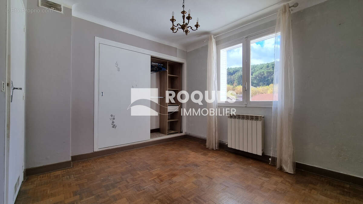 LAMALOU LES BAINS à vendre Appartement type F3 en centre ville - photo 11