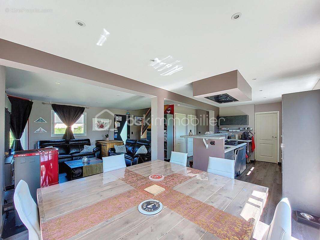 Maison à SAINTE-MERE-EGLISE