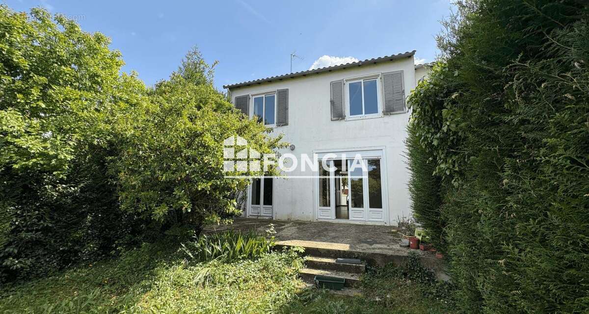 Maison à POITIERS