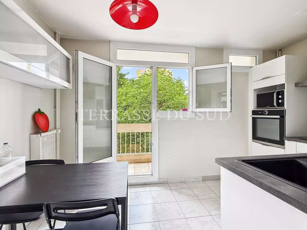 Appartement à MARSEILLE-12E