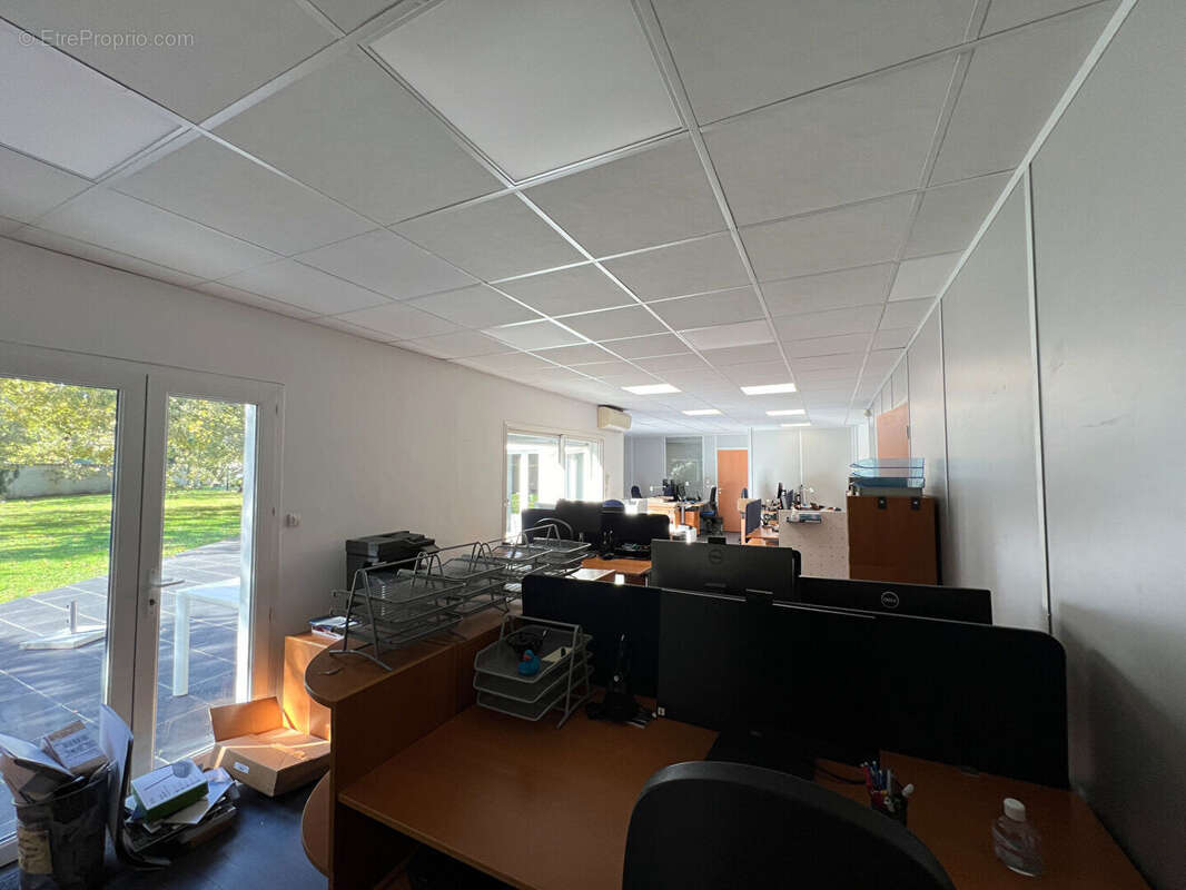 Commerce à MERIGNAC