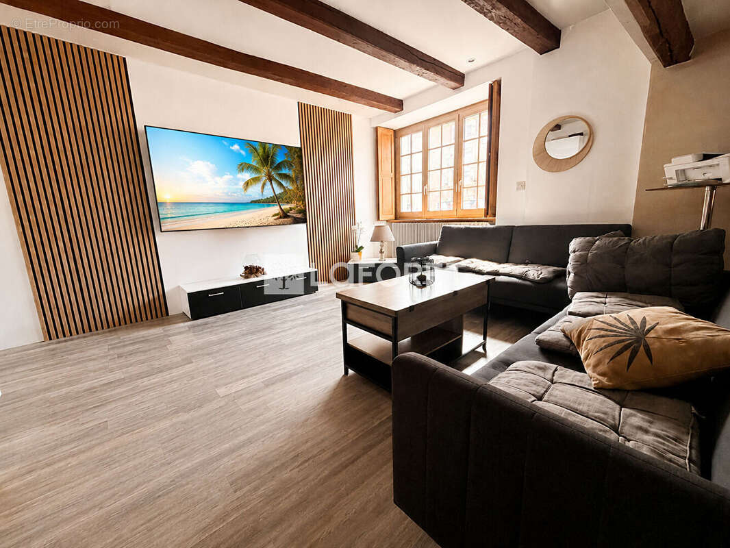 Maison à HOUECOURT
