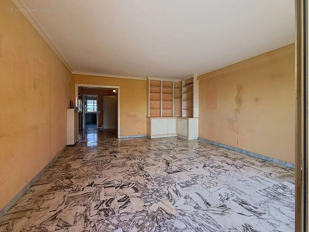 Cannes - stanislas - 2p - garage - photo 8